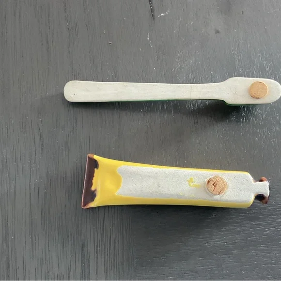 Vintage salt and pepper shakers - Picture 2 of 2